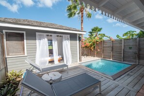 Superior tweepersoonskamer, privézwembad | Luxe beddengoed, Select Comfort-bedden