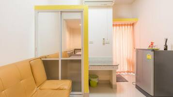 Deluxe Double Room | Minibar, desk, free WiFi, bed sheets