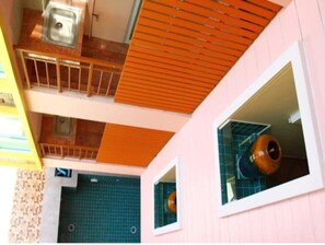 บริเวณภายนอก