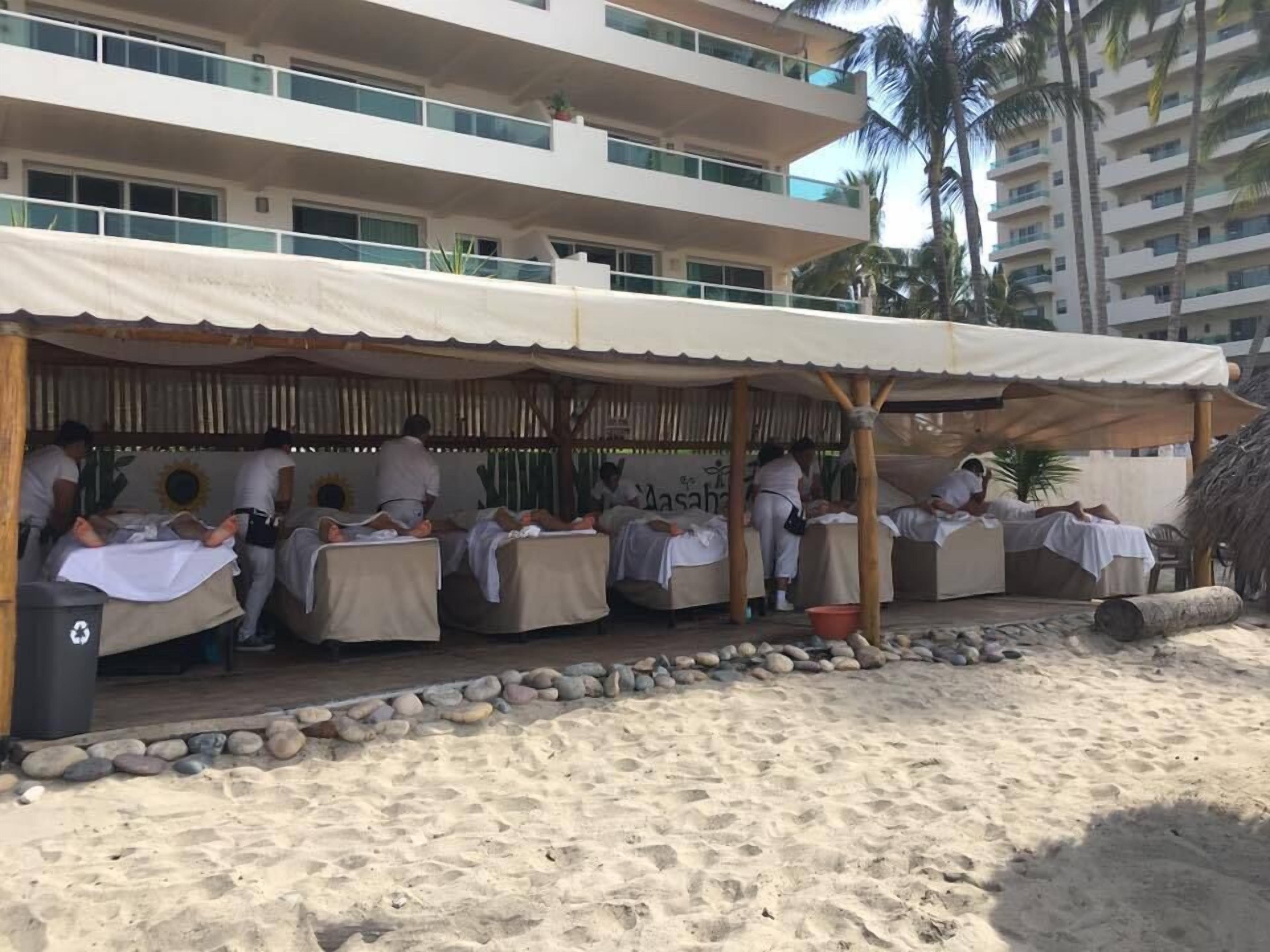 sports massages, massages on the beach, body scrubs, massages