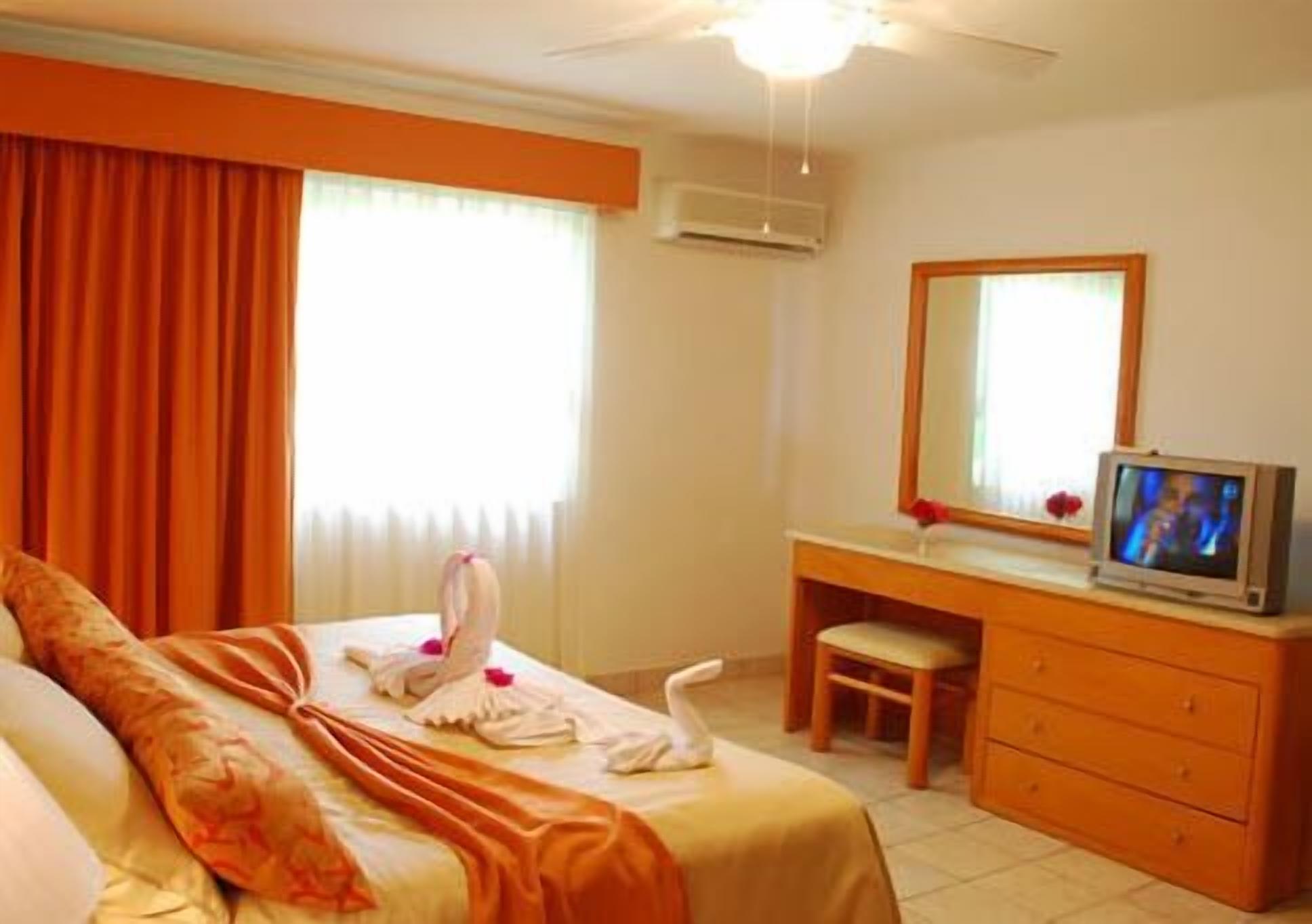 apartment, 2 bedrooms | in-room safe, free wifi, bed sheets
