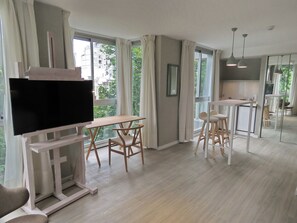 Loft | Living area | 32-inch LED TV with cable channels, TV