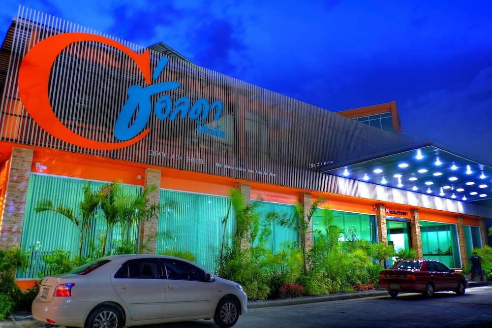 Chawlada Hotel