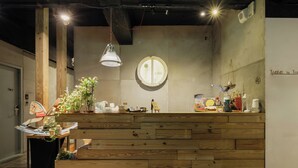 Reception - Just Inn Taipei (Taipei)