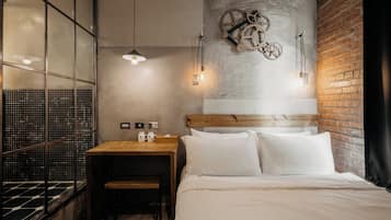 Decoración personalizada, muebles diferentes y escritorio