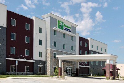 Holiday Inn Express Fargo SW - I-94 Medical Center, an IHG Hotel