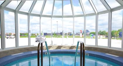 Holiday Inn Express Fargo SW - I-94 Medical Center by IHG