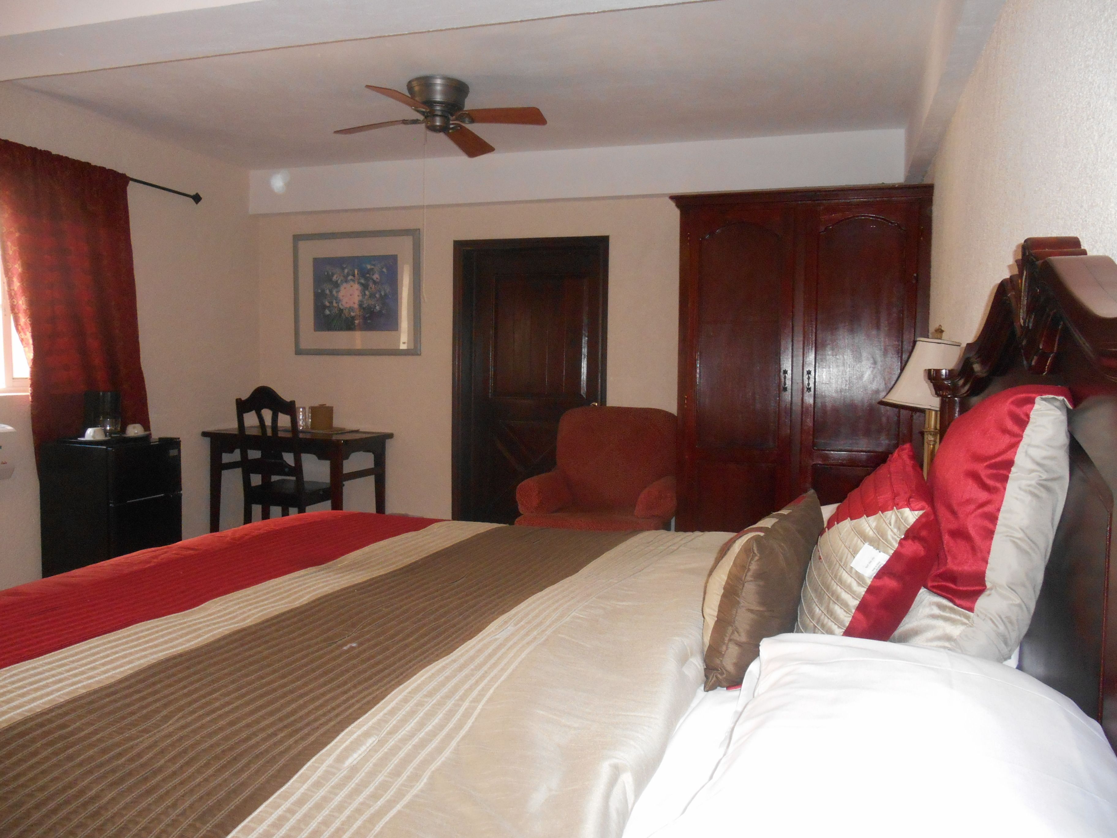presidential suite | egyptian cotton sheets, individually decorated, free wifi, bed sheets