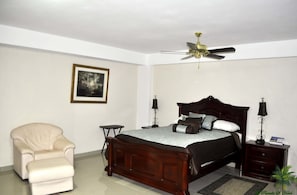 Presidential Suite | Egyptian cotton sheets, individually decorated, free WiFi, bed sheets
