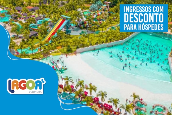 3 outdoor pools, pool loungers