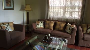 Apartment, 2 Bedrooms | Egyptian cotton sheets, premium bedding, individually decorated