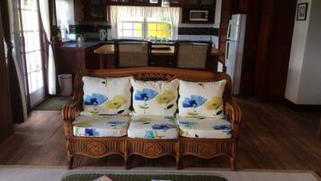 Apartment, 1 Bedroom | Egyptian cotton sheets, premium bedding, individually decorated