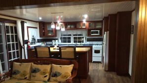 Unclassified image, 3 of 31, button - Grandtosh Luxury Apartments (Castries)