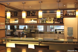 Bar (on property) - Soleste Suites (Quezon City)