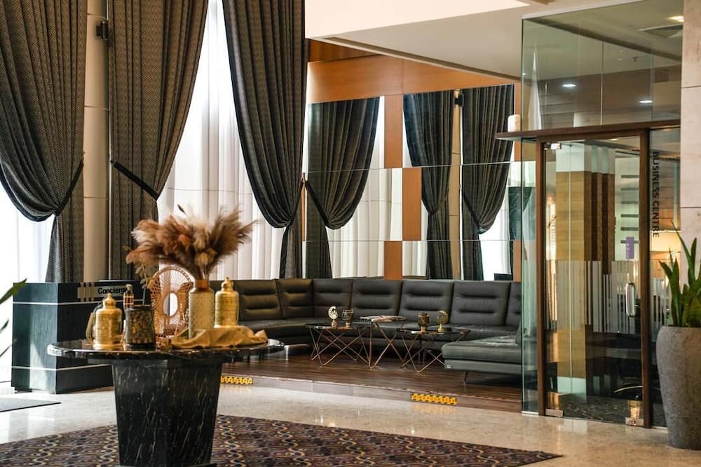 New World Suites