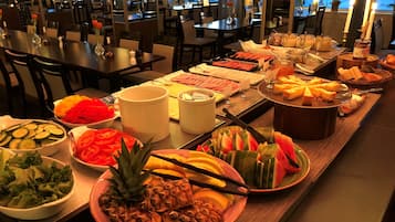 Free buffet breakfast