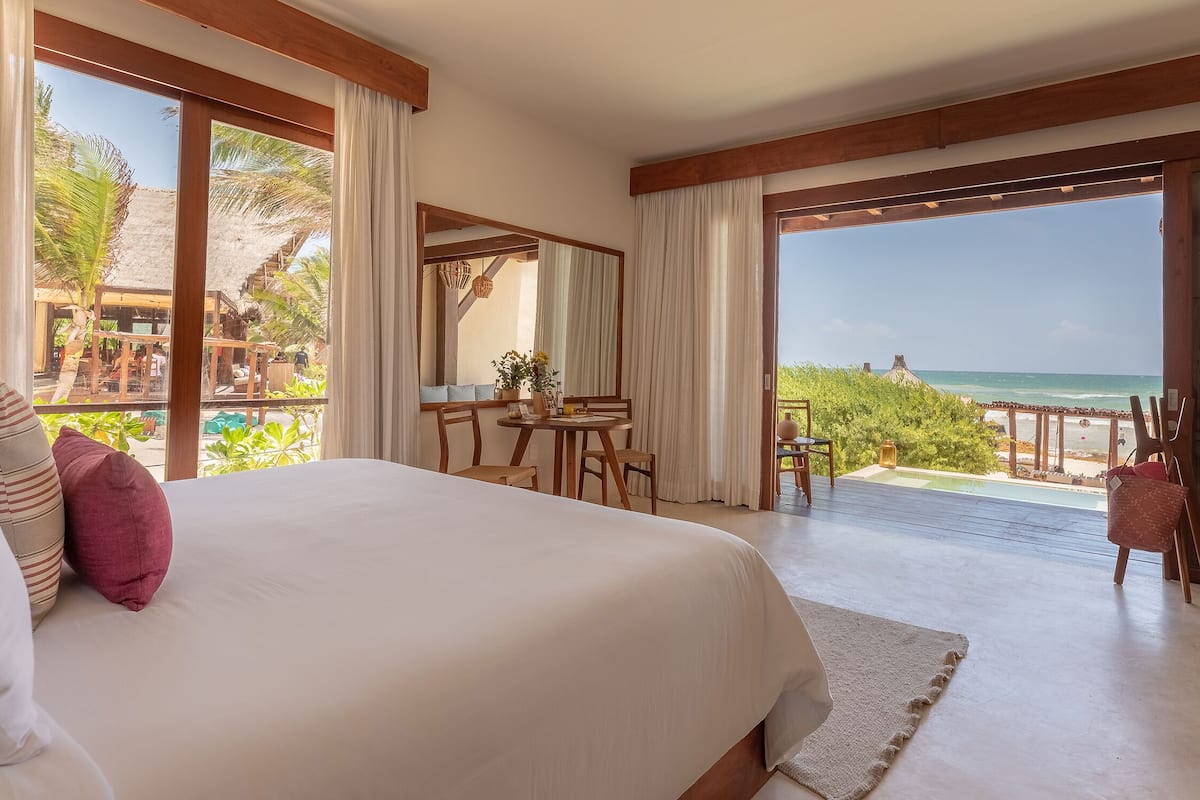 Beach Front Ground Floor Suite With Plunge Pool | 1 bedroom, Frette Italian sheets, premium bedding, pillowtop beds