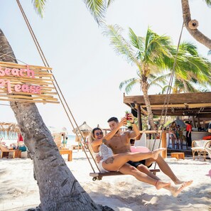 Breakfast, lunch and dinner served - La Zebra Tulum - a Small Luxury Hotel (Tulum)