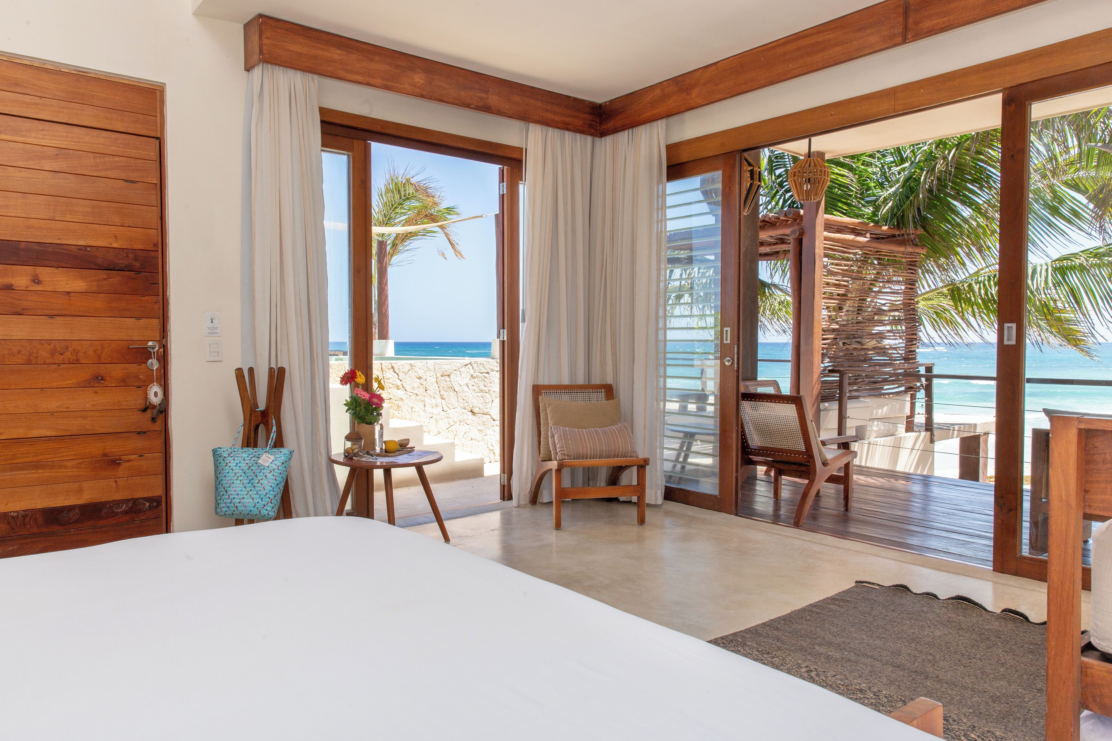 suite, balcony, sea view | 1 bedroom, frette italian sheets, premium bedding, pillow-top beds