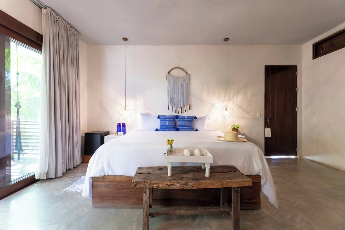Quarto superluxo, ao lado da praia | 1 quarto, lençóis italianos Frette, roupas de cama premium