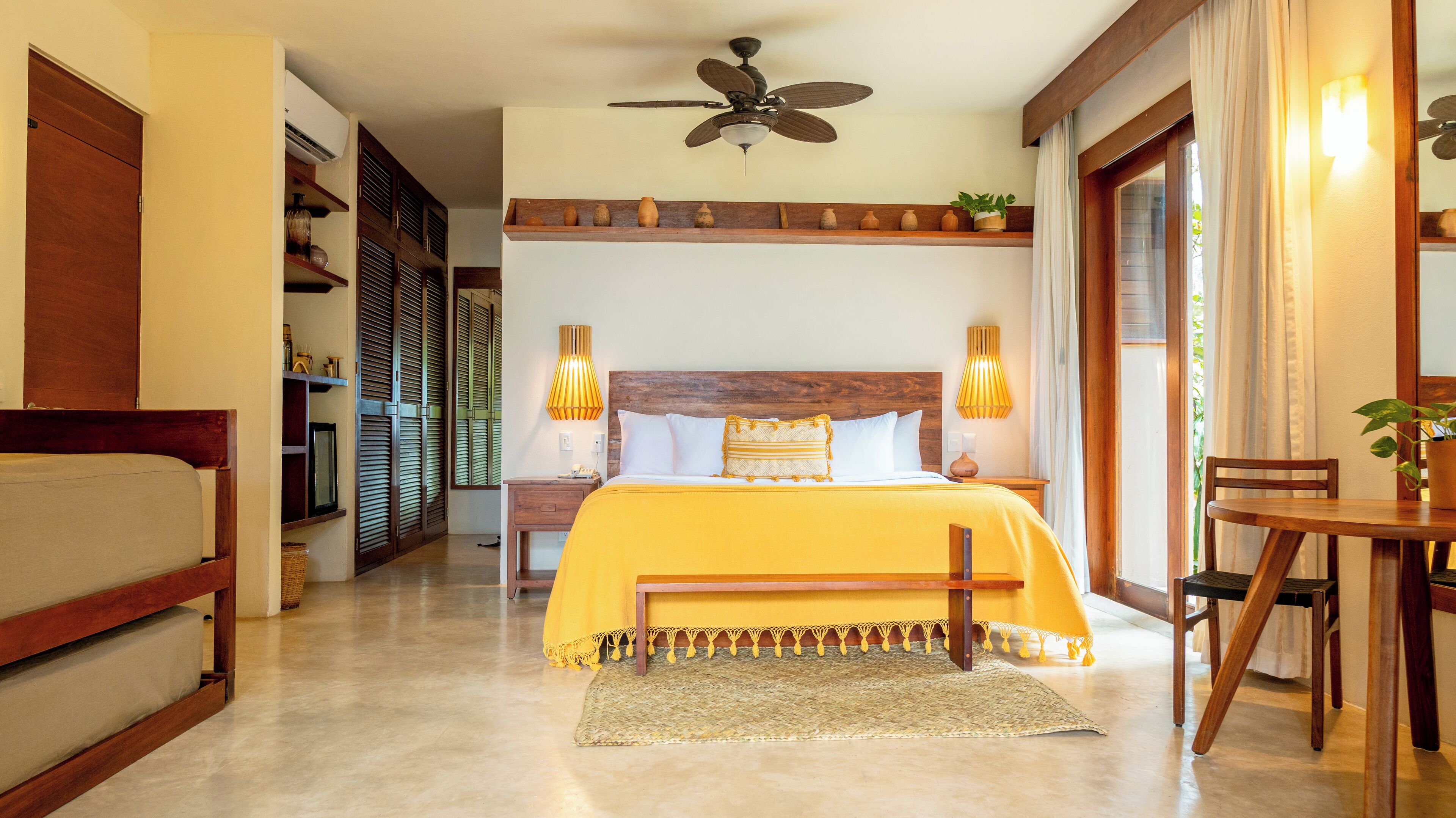 Garden View Ground Floor Suite with Plunge Pool | Italialaiset Frette-lakanat, ylelliset vuodevaatteet