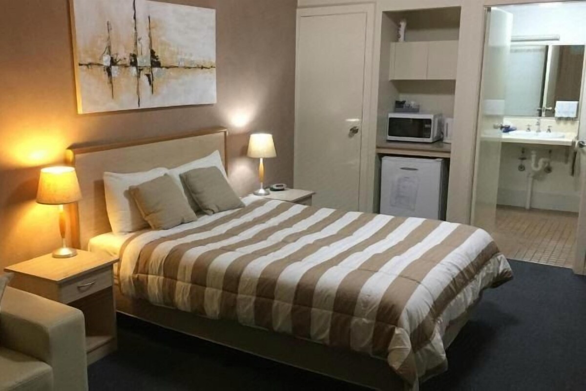Coffres-forts dans les chambres, bureau, chambres insonorisées