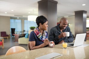 Coffee service - Home2 Suites by Hilton Seattle Airport (Tukwila)