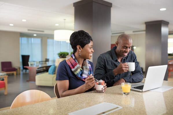 Coffee service - Home2 Suites by Hilton Seattle Airport (Tukwila)
