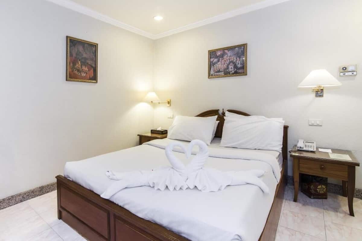 Superior Room (Deluxe)