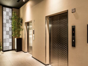 Lift - Hotel Mystays Premier Kanazawa (Kanazawa)