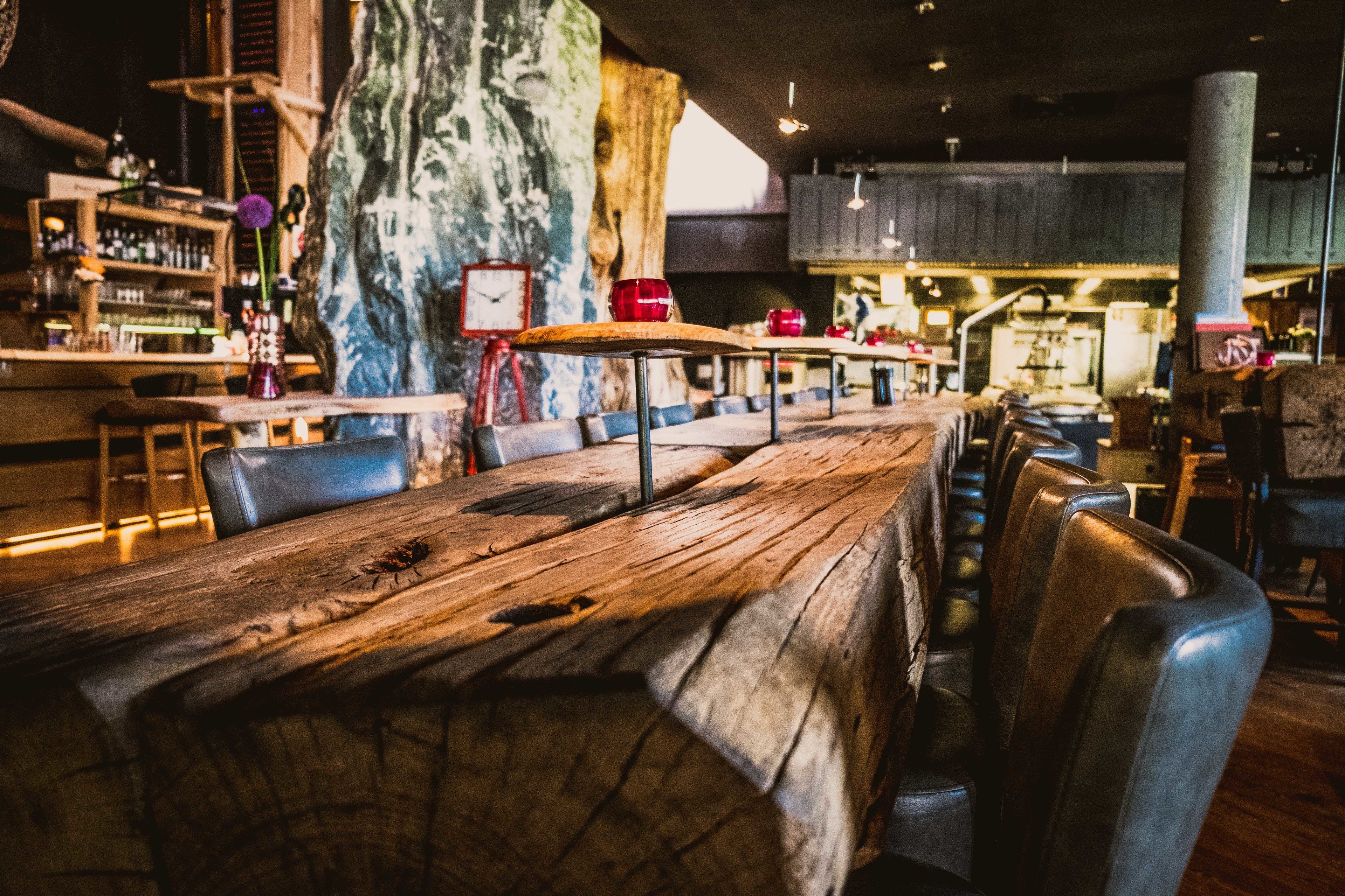 breakfast, lunch, dinner served; regional cuisine