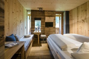 Double Room, Balcony, Mountain View (woodenstyle plus)