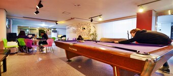 Kimchee Downtown Guesthouse - Hostel