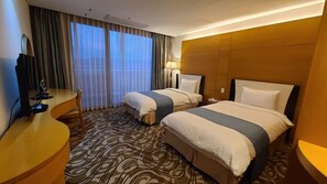 Roba de llit d'alta qualitat, mobiliari individual i escriptori 