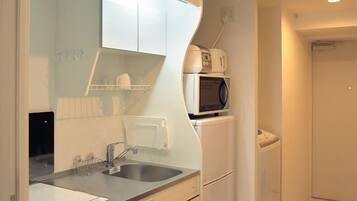 ๋์ฅ๊ณ , ์ ์๋ ์ธ์ง, ์ฟกํ, ์ ๊ธฐ ์ฃผ์ ์