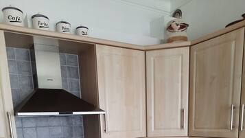 Family Apartment, 2 Bedrooms, Non Smoking, Corner | Private kitchen | Fridge, microwave, coffee/tea maker, electric kettle