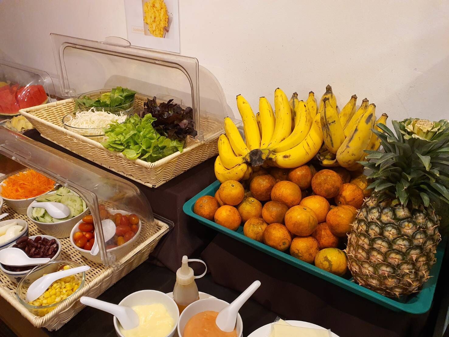daily buffet breakfast (thb 250 per person)