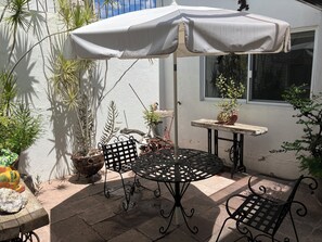 บริเวณภายนอก