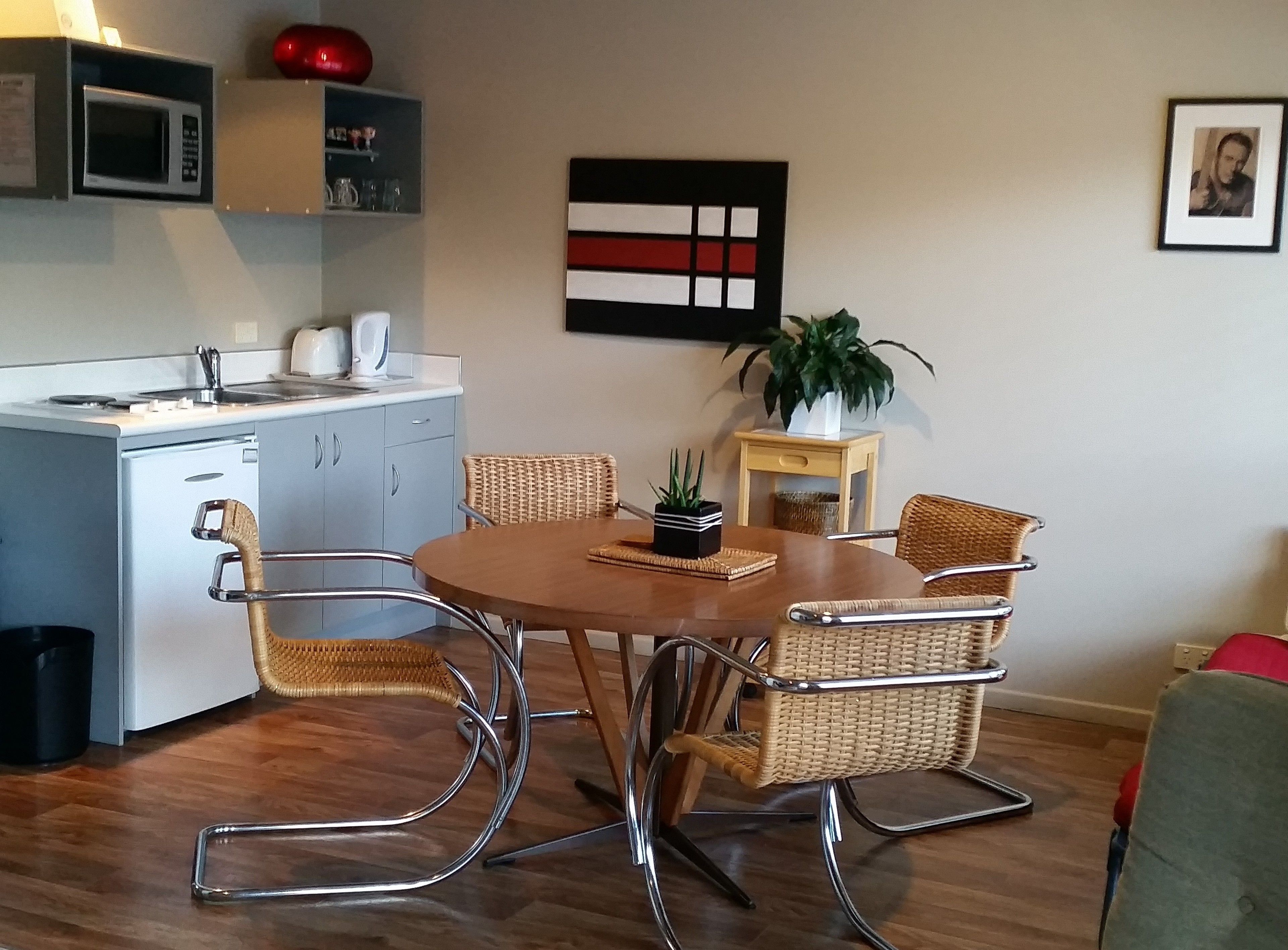 1970's Suite 3