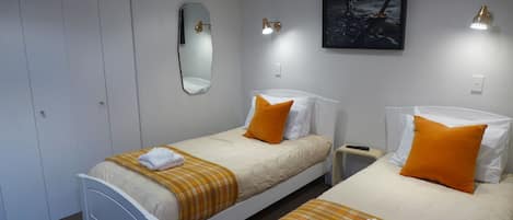 1 bedroom, individually decorated, individually furnished, soundproofing