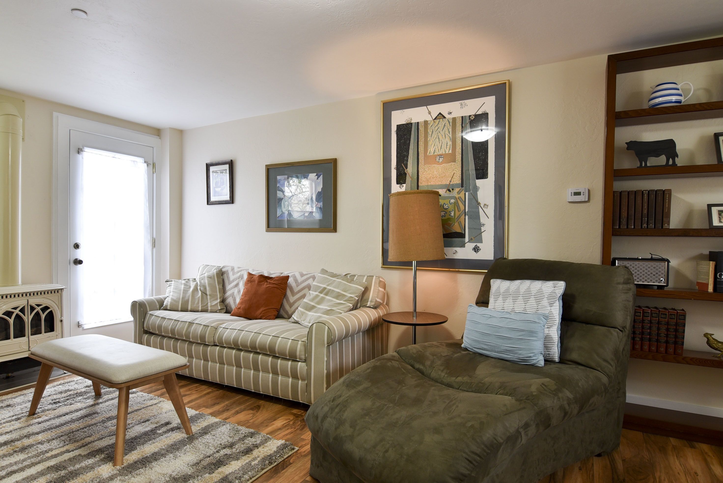 أسرّة قابلة للطي وإنترنت سلكي مجاني