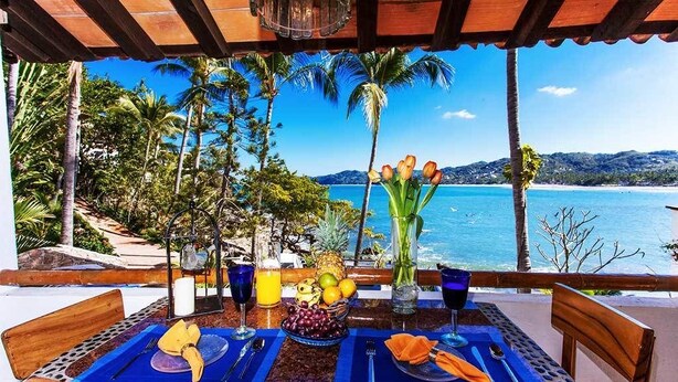 Outdoor dining - EQC Hotel 10 (R)
