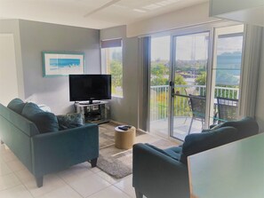 Standard Apartment, 2 Bedrooms, Partial Ocean View | Living room