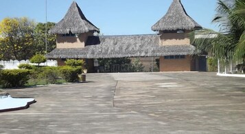 Entrada de la propiedad