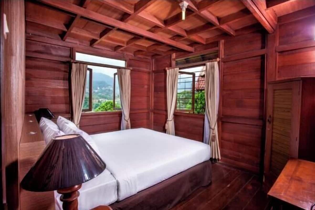Minibar, escritorio, wifi gratis y ropa de cama