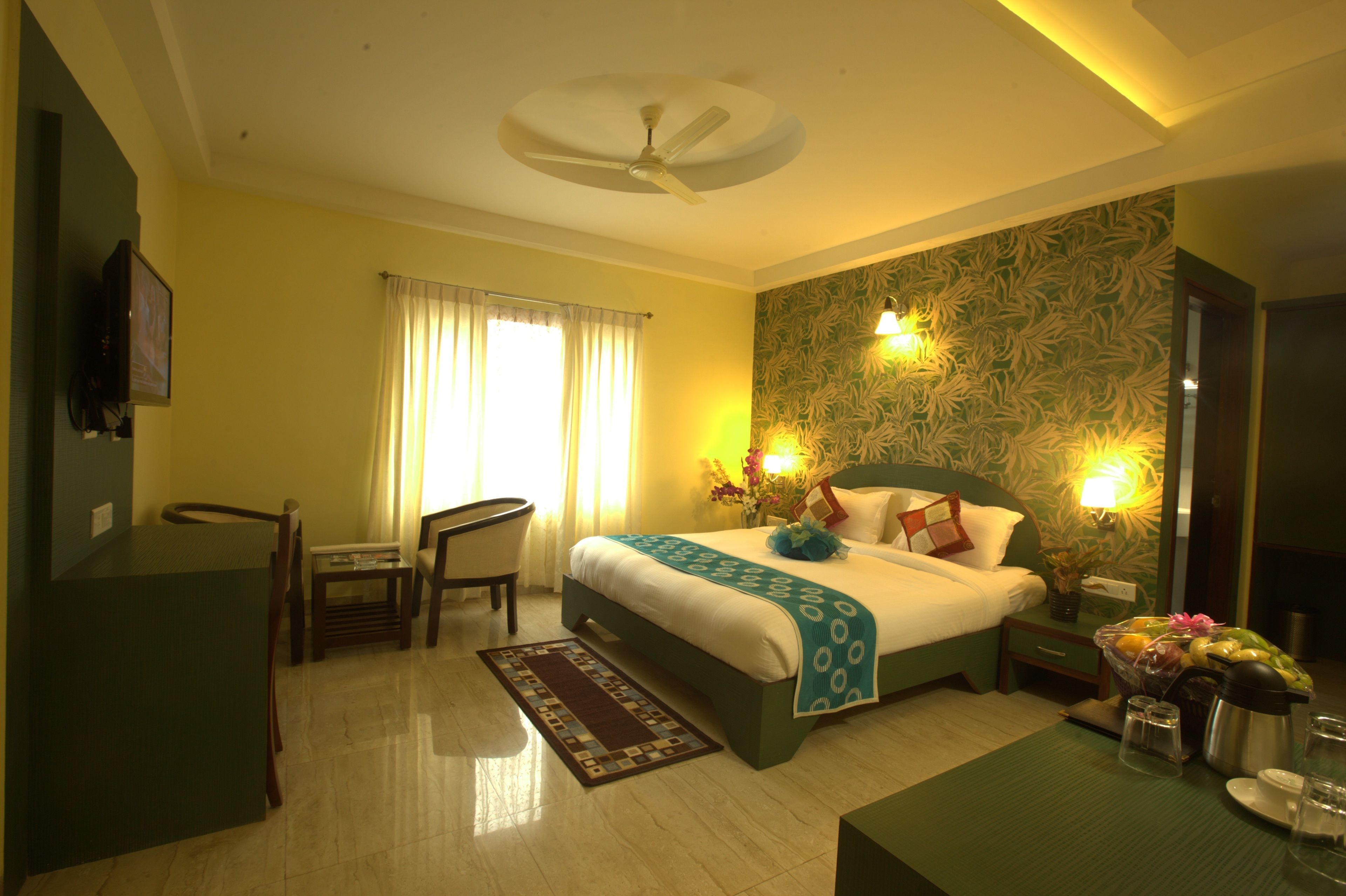 minibar, in-room safe, desk, blackout curtains