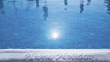 Seasonal outdoor pool, pool umbrellas, sun loungers