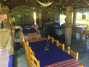 Food court