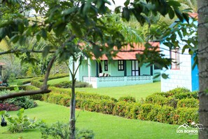 Khuôn viên nơi lưu trú