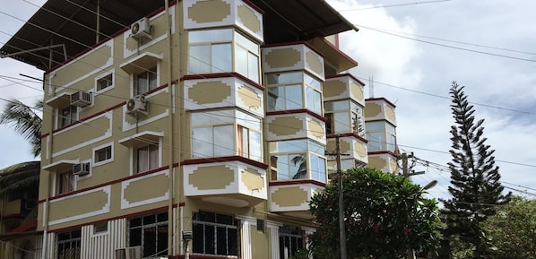 Fachada da propriedade